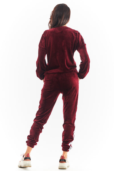 Maroon-Velour