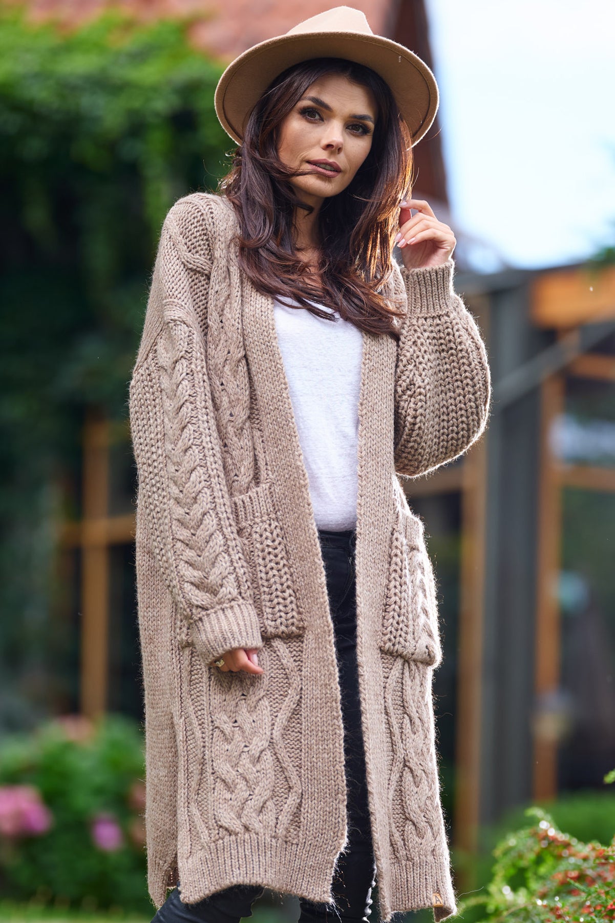 Beige-Sweater